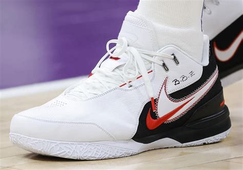 nike lebron first copy